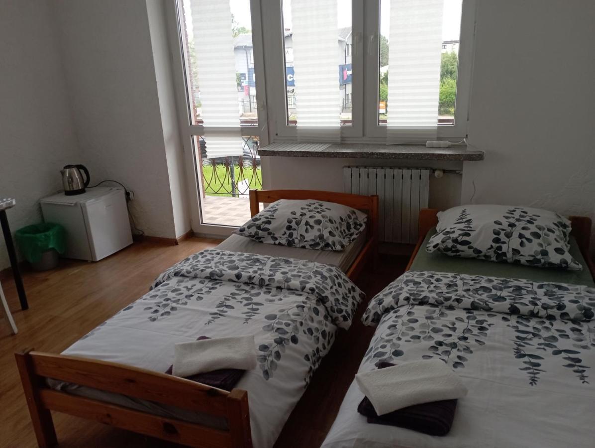 Pokoje Targowek Hotel Varşovia Exterior foto